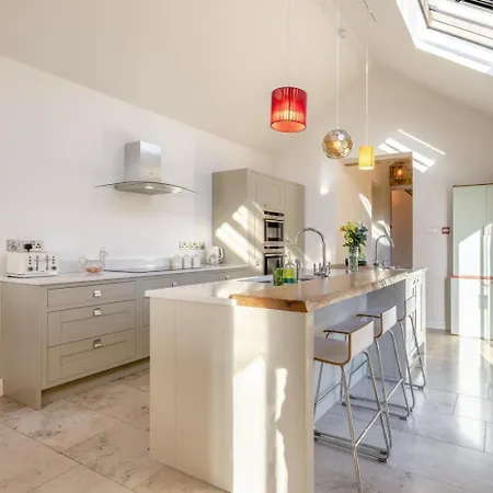 Σπίτι διακοπών 7 Bed In Oc-o39894 Borrowby (North Yorkshire)